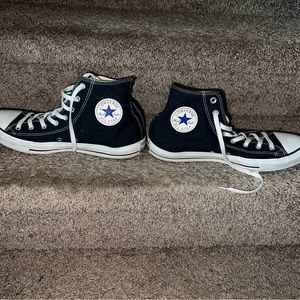 Men’s blue high top CONVERSE size 12